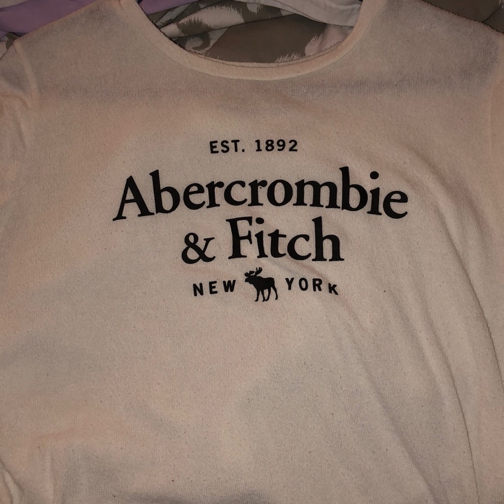 Abercrombie & Fitch Graphic Tee